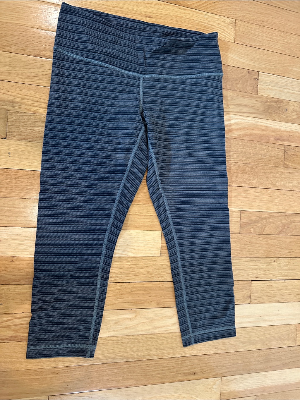 Lululemon 3/4 Tights.
